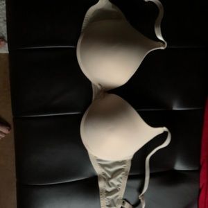 Nude bra 34D